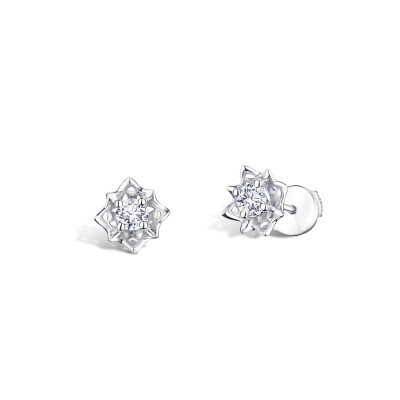 Boucles d'oreilles Mauboussin Ma Reine d'Amour N°1 en or blanc et diamants